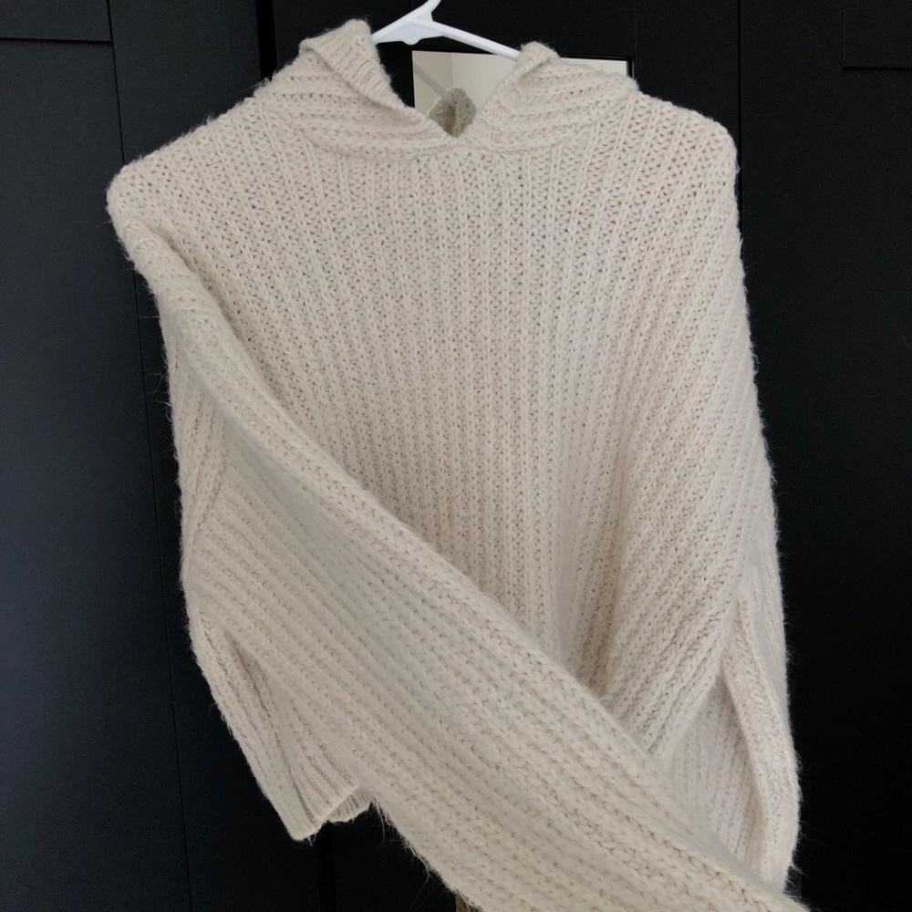 Hooded Sweater